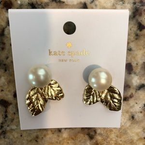 Kate Spade Gold Leaf/Pearl Earrings